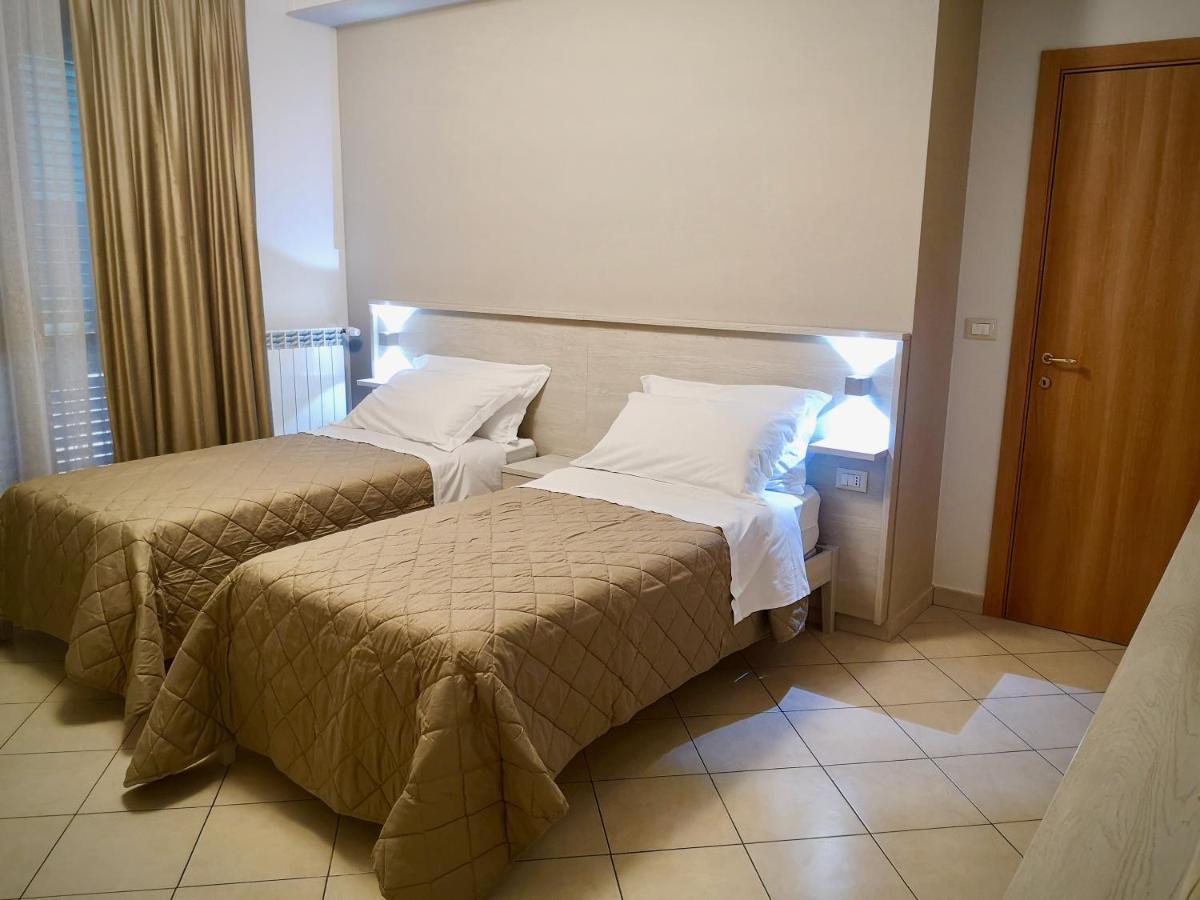 L'Arca - Bed & Breakfast In Lucera Centro Exterior foto